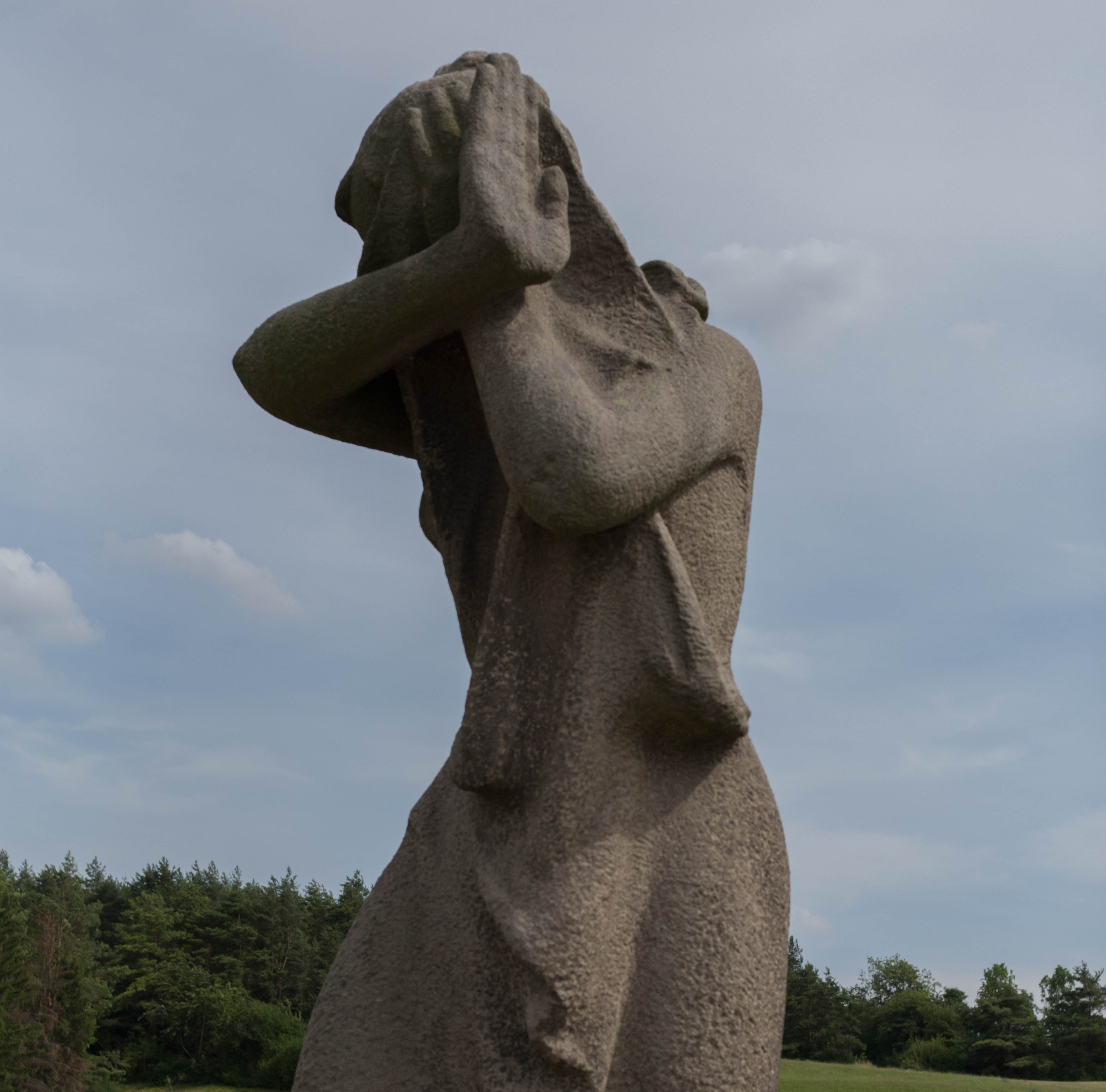 A statue of a woman from Lidice